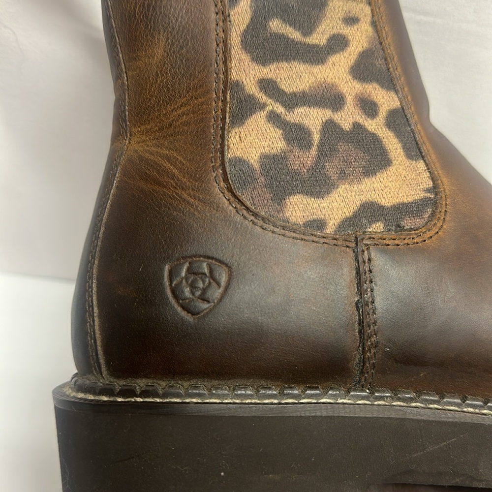 Ariat Brown with Leopard Print Chelsea Boots - Women’s Size 6.5B - Picture 6 of 8